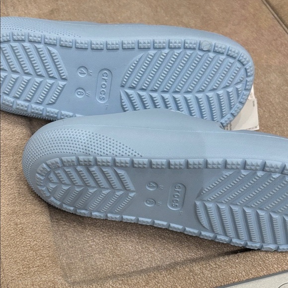 CROCS Classic Sandals - Light Blue - Picture 4 of 5